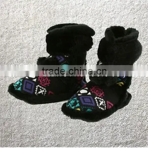 Premium Quality Knitted Women Indoor Boots thumbnail-1