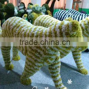 Factory Price Artificial Animal Sculpture Garden Decoration Green Topiary Artificial Tiger Sculpture thumbnail-1