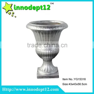 Customized High Quality Most Popular Flower Case Shape Garden Flower Pot thumbnail-1