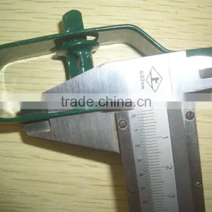 Fence Wire Tensioner With Green Pin thumbnail-1