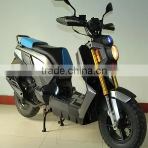 Latest Design 125cc/150cc Scooter Gasoline Scooter thumbnail-2