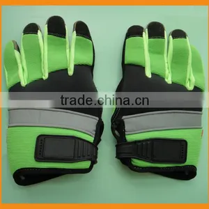 Touch Screen Safety Glove thumbnail-1