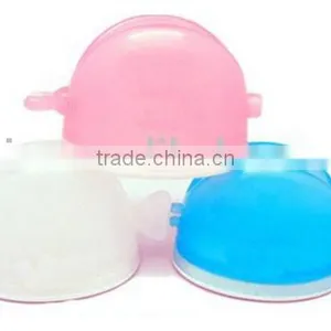 Cute and Fashionable Leaf Brand Toothpaste Squeezer thumbnail-1