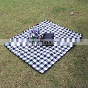 Portable Checked Design Waterproof Fleece Blanket thumbnail-1