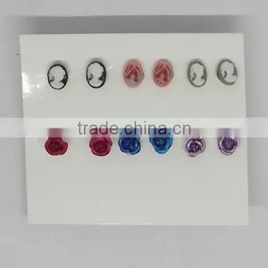 Portrait & Flower Earring Set thumbnail-1