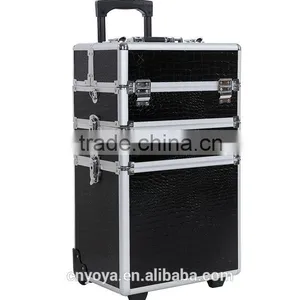 4 in 1 Aluminum Makeup Trolley Case thumbnail-2