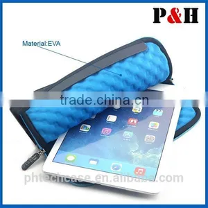 Advertisement of New Product Neoprene Laptop Bag Fashion pc Case thumbnail-3