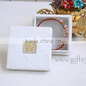 New Arrival Wholesale Wedding Jewelry Gift Boxes With Beaded Name Plate of W thumbnail-1