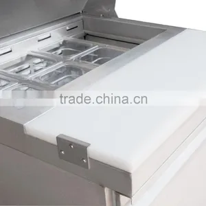 Salad/Sandwich Prep Tables, Counter Refrigerator_SCL2-60 thumbnail-4