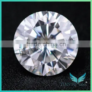 What is Moissanite Good Fire Moissanite 2 Carat Solitaire Cutting Gridding Moissanite Wafter thumbnail-1