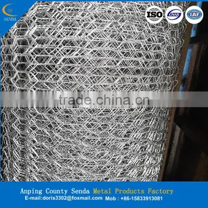 Chicken Wire Mesh / Hexagonal Wire Netting (ISO9001:2008 and Factory and Exporter ) thumbnail-1