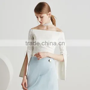 Trumpet Sleeve Round Neck Casual Fashion Lady Blouse for Wholesale thumbnail-1