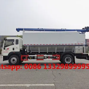 Wholesale Good Price SINO TRUK HOWO 4*2 10T Farm-oriented and Livestock Poultry Feed Pellet Transported Truck for Sale thumbnail-4
