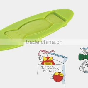 PP 4*12*0.8 Daily Gadgets Plastic Bag Sealing Clip thumbnail-1