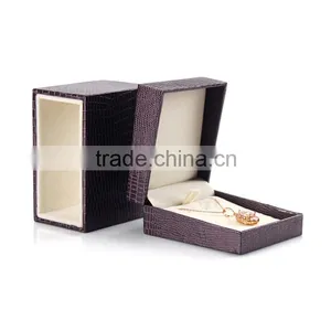 Custom High End Plastic Leather Jewelry Ring Box thumbnail-2