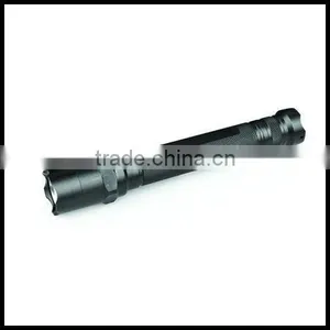 Dry Battery Aluminum LED Flashlight thumbnail-1