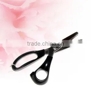 Multi-layer Stainless Steel Plastic Handle Scissors thumbnail-3