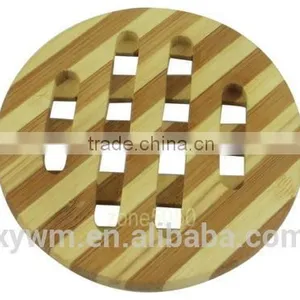 Set of Heat-insulated Bamboo Cup Coaster With Holder thumbnail-1