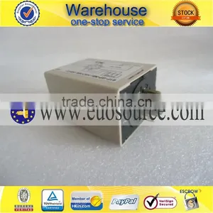 (NEW) OMRON Push Switches 61F-GP-NH AC220 thumbnail-1