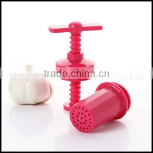 OEM Red Color Mashed Garlic Presse Tool/Made in China Kitchen Tools Mashed Garlic Tools/hot Sale Mashed Garlic Tools for Sale thumbnail-3