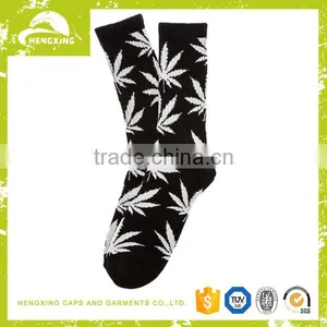 Cheap Wholesale Custom Logo Cotton Socks thumbnail-2