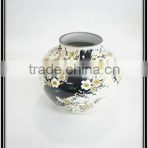 High Quality and Fashionable Ceramic Ornaments for Household thumbnail-1