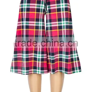 LADY'S KNITTED CAPRIS thumbnail-3