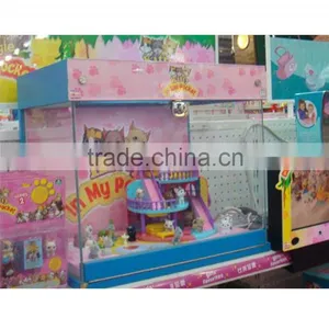 AD083 Toys Display thumbnail-1