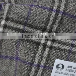 Wholesale Wool 50 Viscos 50 Plaid Woolen Fabric for Winter Coats thumbnail-1
