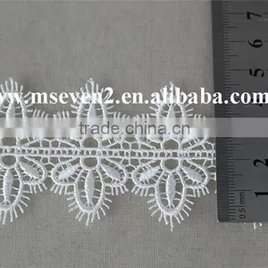 Nice White Color 100% Polyester Material Ladies Scolloped Shaped Lace Trim Eyelash Embroidery Lace in 4.5cm thumbnail-5