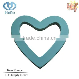 Cheap Chrysal Oasis Round Floral Foam Empty Heart Shape thumbnail-2