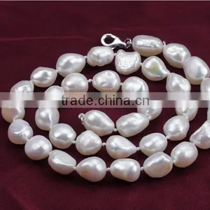 Baroque 8-9mm AAA Freshwater Pearl Necklace Earrings Set thumbnail-1