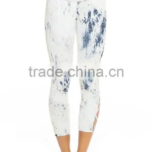 Wholesale Hot Ass in Yoga Pants With Sublimation Printing From China thumbnail-1