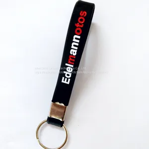 Promotional Beautiful Fashion Design Custom Silicone Key Chains thumbnail-5