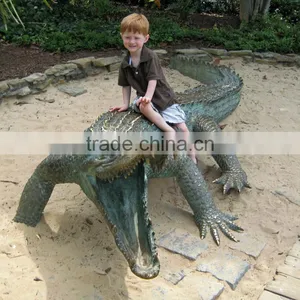 Customed Modern Garden Sculpture Bronze Outdoor Alligator Statue thumbnail-3