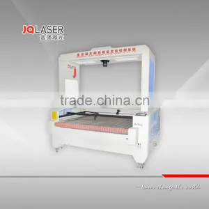 Hot Sale Fabrc Vision Laser Cutting Machine for Painting Cloth thumbnail-1
