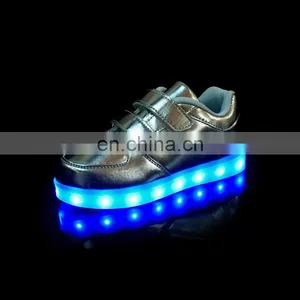 Factory Wholesale Led USB Charge Shoes Children Kids Casual Shoes Led Sneakers for Boys Girls thumbnail-4