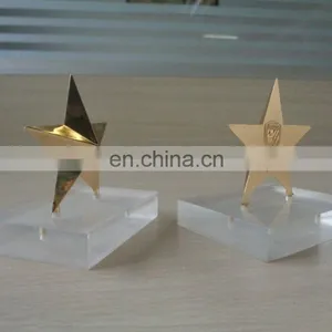 Luxury Gold 3D Star Shape Trophy With Acrylic Base For Football Club Members thumbnail-2