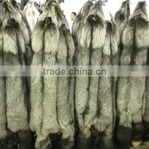 Chinese Dyed Raccoon Dog Fur for Hood thumbnail-1
