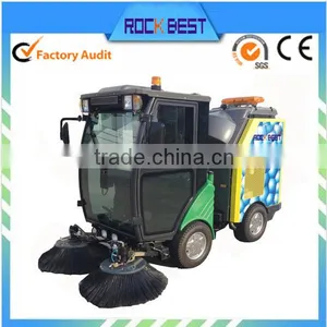 Compact Street Washing Sweeper thumbnail-1
