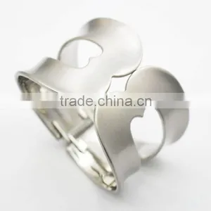 Fashion Wide Cuff Bangle High Quality Alloy Cuff Bangles thumbnail-1