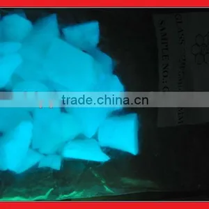 Glow in Dark Glass Chips for Decoration thumbnail-1