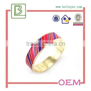 Supplier Jewelry Zinc Alloy Bracelet Wholesale thumbnail-3