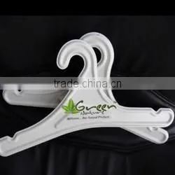 PLAbiodegradable Cornstarch Hangers thumbnail-1