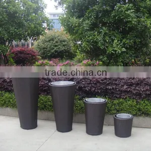 Round Shape Rattan Flower Pot With Plastic Inner thumbnail-2