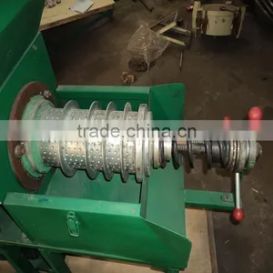 CE Approved Malaysia Screw Type Extracting Crude Palm Fruit Oil Mill thumbnail-4