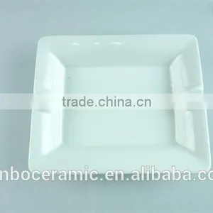 White Ceramic / Porcelain Rectangular /square Custom Ceramic Ashtray Stock for Sale thumbnail-2