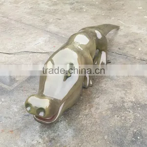 Outdoor Fiberglass Crocodile Statue thumbnail-3