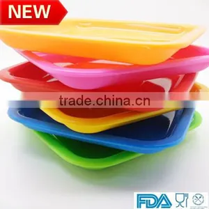 Dinner Ware Colored Silicone 6"square Plate thumbnail-2