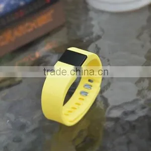 New TW64 Bluetooth 4.0 Smartband Waterproof Pedometer Smart Bracelet For IPhone IOS 7.0 and Android 4.3 Above thumbnail-2